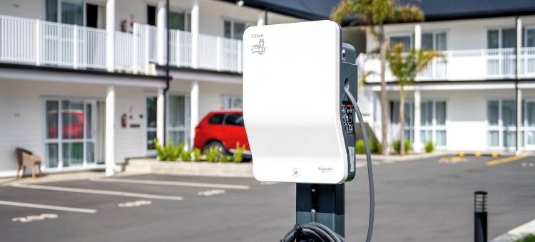 新伊娜-罗托鲁瓦(Newina Rotorua)图片