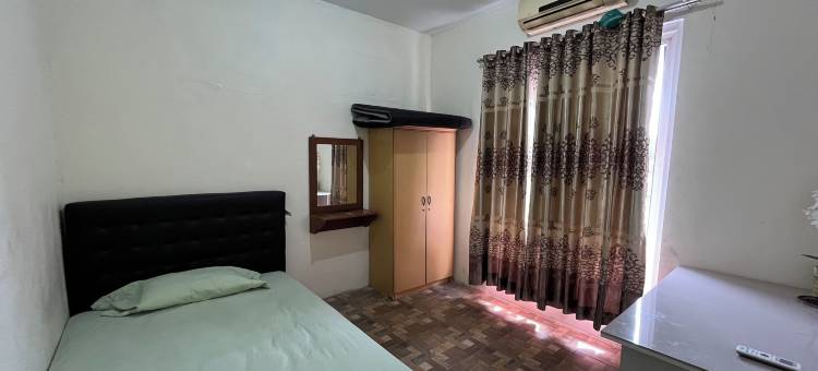 Spot on Homestay 格里亚苏纳蒂民宿(Spot on Homestay Griya Sunarti)图片