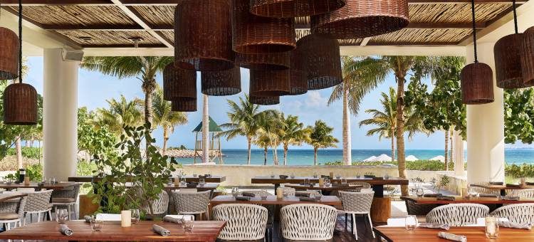 SLS PLAYA MUJERES图片