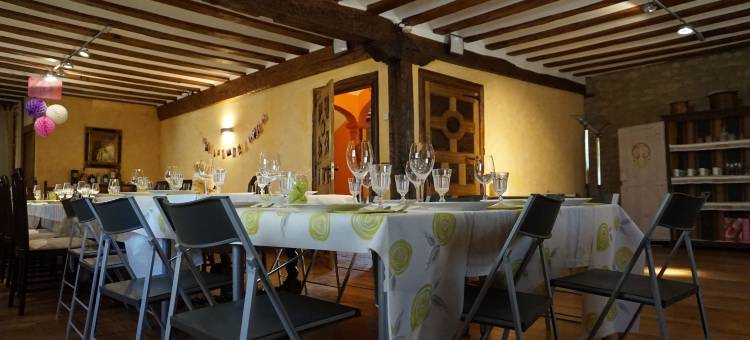 阿干宗广场酒店(Arganzón Plaza)图片