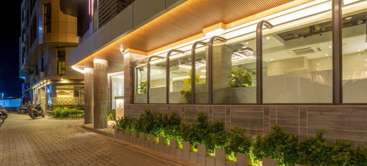 阿曼格兰德酒店(Samann Grand)图片