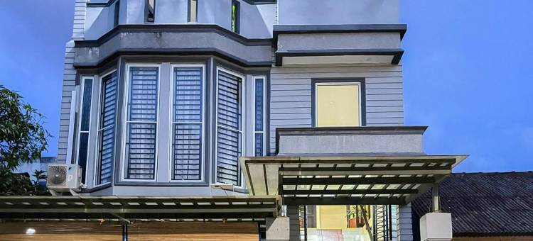 厄本维尤博塔尼亚米廷波因特巴淡由瑞德多兹酒店管理(Urbanview Botania Meeting Point Batam by RedDoorz)图片