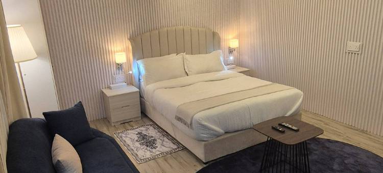 Privet Pool Chalet with Breakfast图片