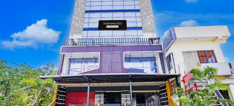 Super Townhouse Zero Mile Gandhi Setu Formerly Classic Court图片