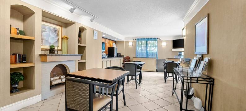 豪生哥伦布摩尔堡酒店(Howard Johnson by Wyndham Columbus Fort Moore)图片