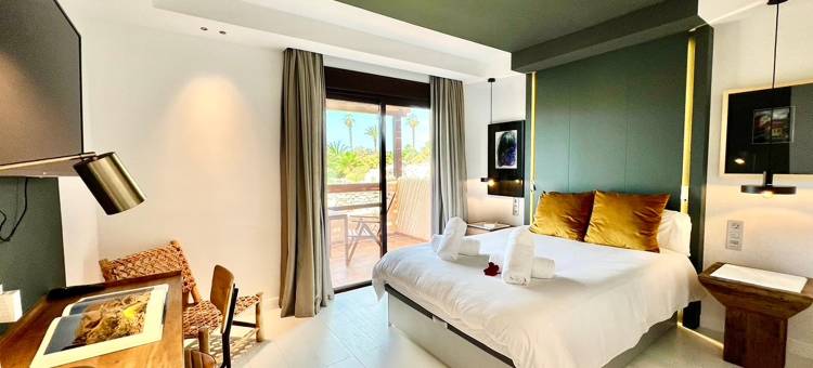 Chalet Amarilla Golf with Pool & Jacuzzi图片