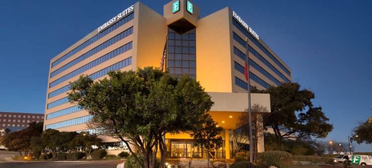 圣安东尼奥国际机场希尔顿安泊酒店(Embassy Suites by Hilton San Antonio Airport)图片