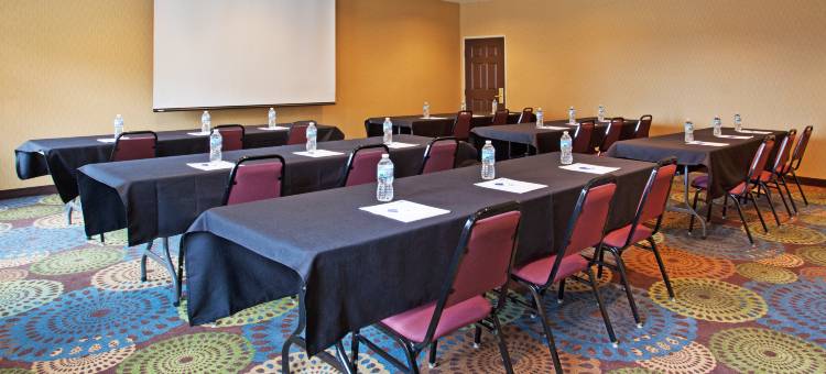 智选假日套房酒店哥伦布东 - 雷诺兹(Holiday Inn Express & Suites Columbus East - Reynoldsburg)图片