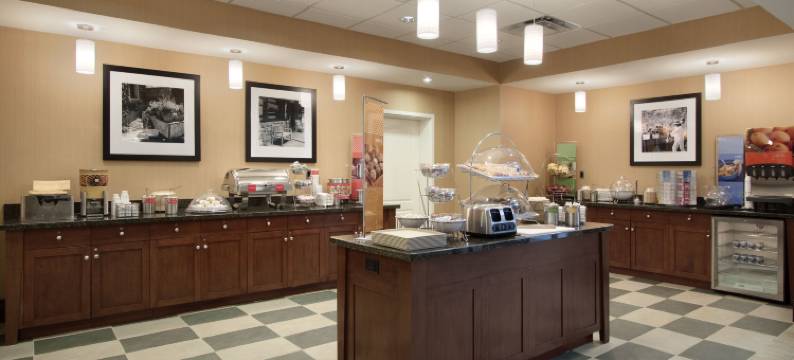 查尔斯镇欢朋套房酒店(Hampton Inn & Suites Charles Town)图片