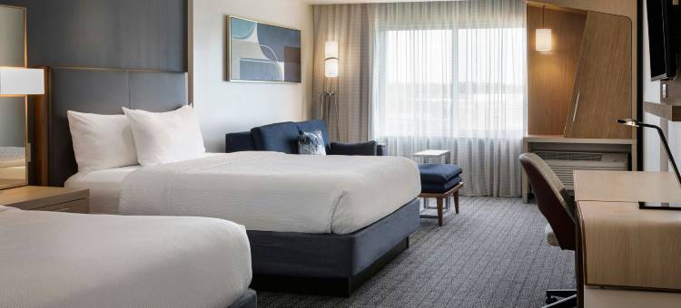 圣路易斯圣彼得斯万怡酒店(Courtyard St. Louis St. Peters)图片