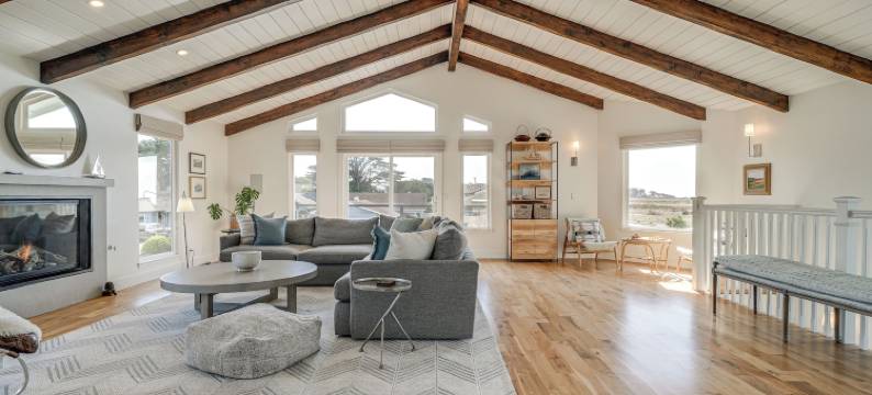 半月湾的海洋边：豪华家庭住宅(Steps to Ocean: Luxe Family Home in Half Moon Bay!)图片