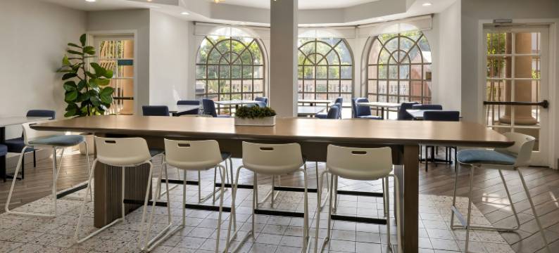 万豪城市快捷酒店圣塔安那/橙县机场(City Express by Marriott Santa Ana/Orange County Airport)图片