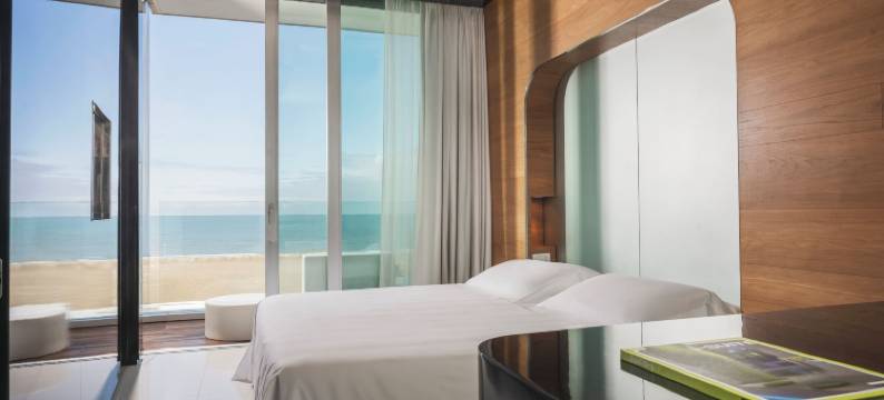 爱套房酒店(I-Suite Hotel)图片