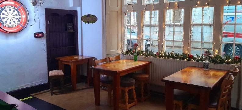 布尔酒店(The Bull Hotel)图片