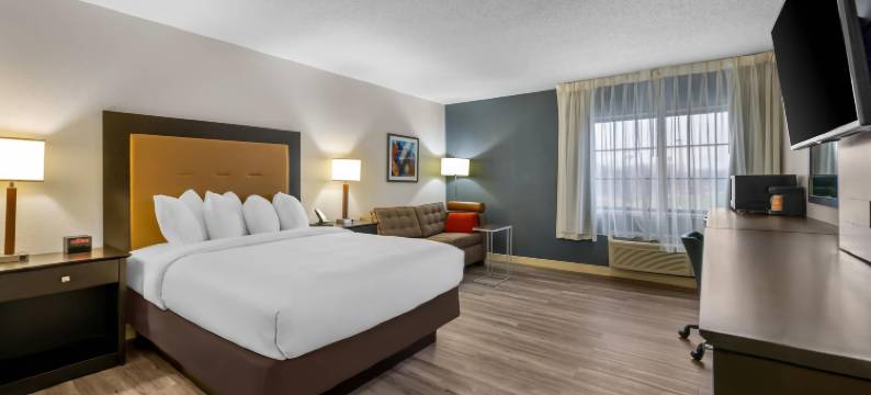 品质酒店布鲁尔顿 - 锡拉丘兹奥奈达湖地区(Quality Inn Brewerton - Syracuse Oneida Lake Area)图片