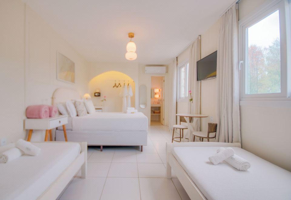 ElSi Pousada Hotel Overview