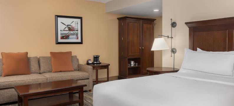 辛辛那提机场希尔顿逸林酒店(DoubleTree by Hilton Hotel Cincinnati Airport)图片