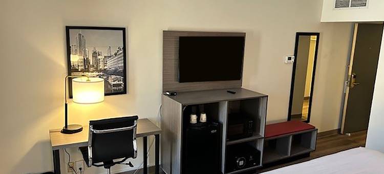 温德姆华美达酒店-密尔沃基(Ramada by Wyndham Milwaukee)图片