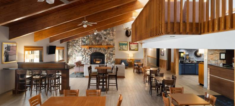 托菲温德姆美吟温德姆酒店-近苏必利尔湖(AmericInn by Wyndham Tofte Near Lake Superior)图片