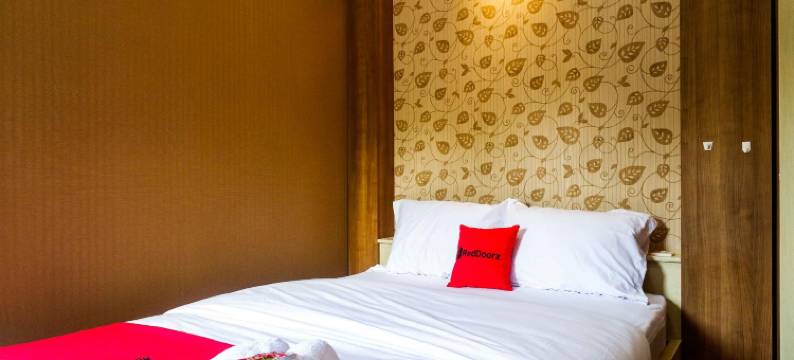 红门酒店 @ 森邦图珠库杜斯(RedDoorz Near Simpang Tujuh Kudus)图片