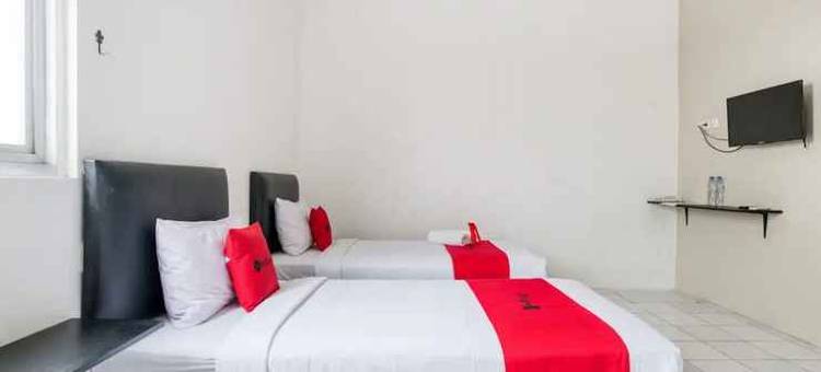 近银河购物中心红门旅馆(RedDoorz Plus Near Galaxy Mall)图片