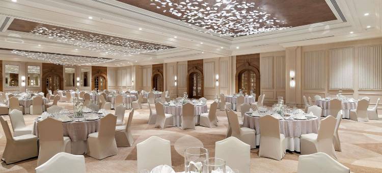 布尔迪拜瑞享酒店和公寓式酒店(Mövenpick Hotel & Apartments Bur Dubai)图片