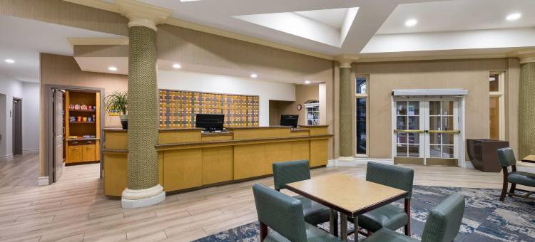 阿尔伯克基西拉昆塔温德姆套房酒店(La Quinta Inn & Suites by Wyndham Albuquerque West)图片