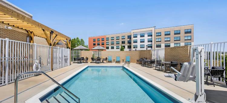 万豪TownePlace Suites 酒店克纳斯维尔(TownePlace Suites by Marriott Kernersville)图片