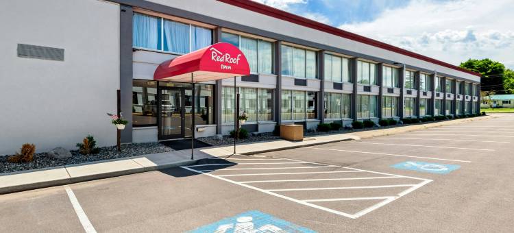 科特兰德红顶酒店(Red Roof Inn Cortland)图片