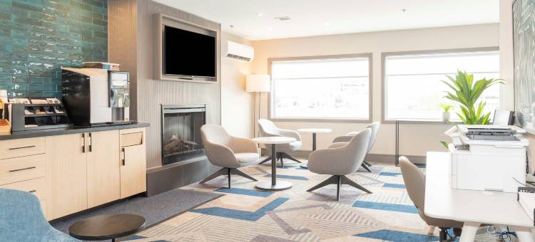 多伦多机场桑德曼签名酒店(Sandman Signature Toronto Airport Hotel)图片