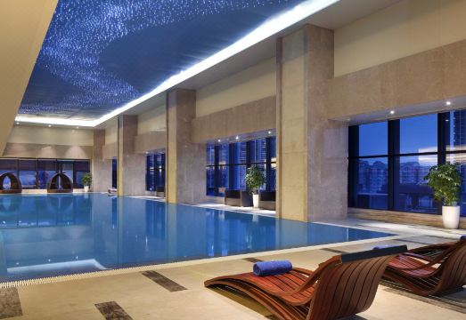 Crowne Plaza Yibin Hotel Overview