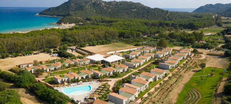 卡拉辛齐亚斯度假村(Cala Sinzias Resort)图片