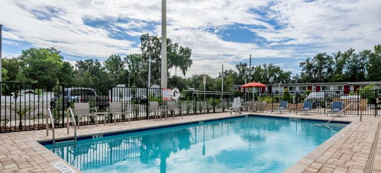 盖恩斯维尔大学附近舒适套房酒店(Comfort Suites Gainesville Near University)图片