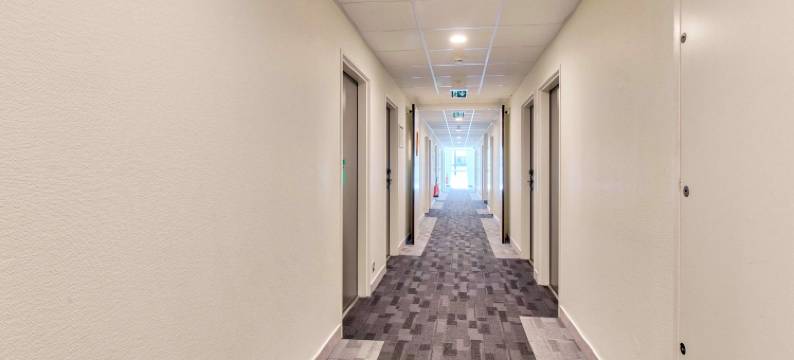 圣让德吕兹康铂酒店(Campanile Saint Jean de Luz)图片