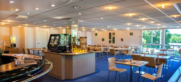 内穆尔基里亚德酒店(Kyriad Nemours)图片