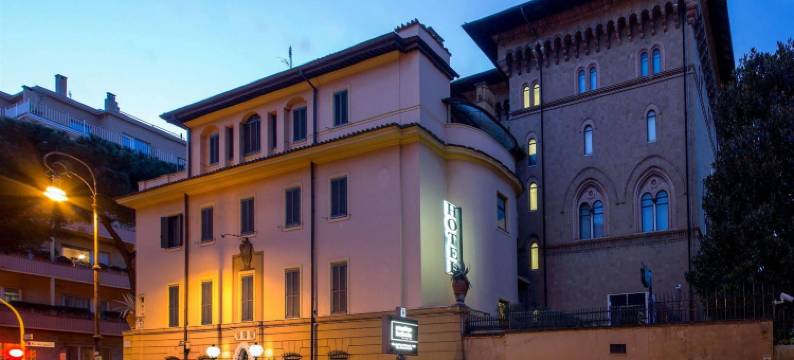 格拉索利别墅酒店(Hotel Villa Grazioli)图片