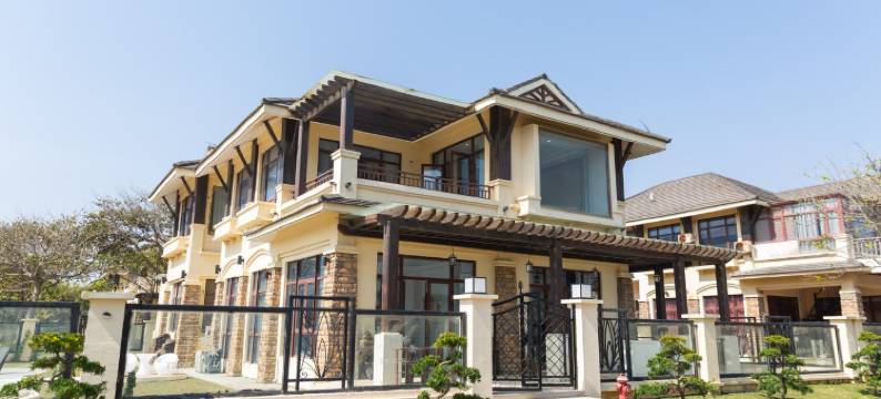 湛江吴川鼎龙湾海景泳池星空别墅(环岛路3号分店)图片