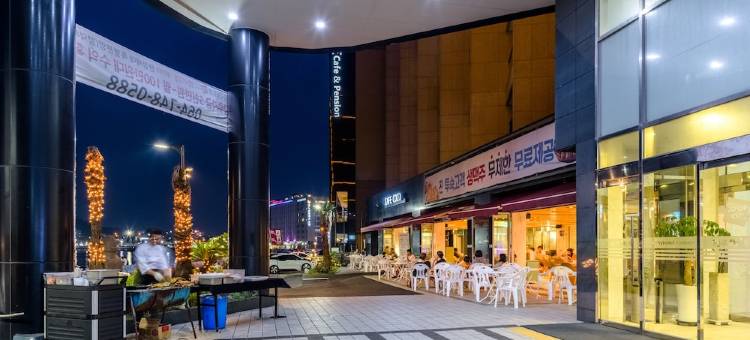艾米济州海滩酒店咸德(Aimi Jeju Beach Hotel Hamdeok)图片