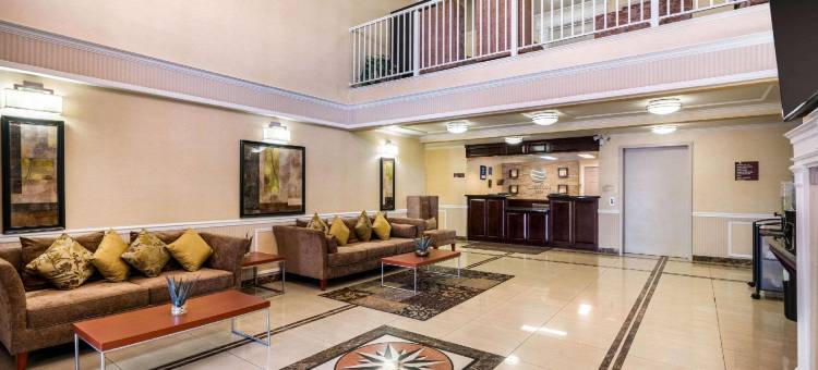 雷德布拉夫 I-5 附近舒适全套房酒店(Comfort Suites Red Bluff Near I-5)图片