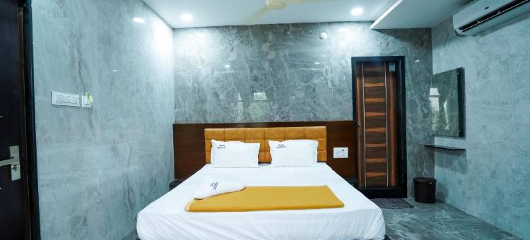 斯里古鲁帕瓦那苏塔住宅酒店(Sree Gurupavanasuta Residency)图片