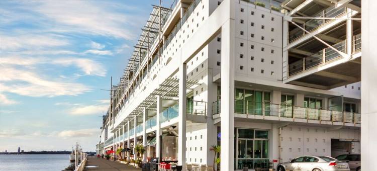 QV CBD Studio with Huge Deck - 960图片