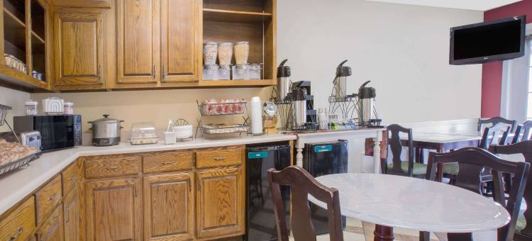 塔斯卡卢萨呗盟套房酒店(Baymont by Wyndham Tuscaloosa)图片