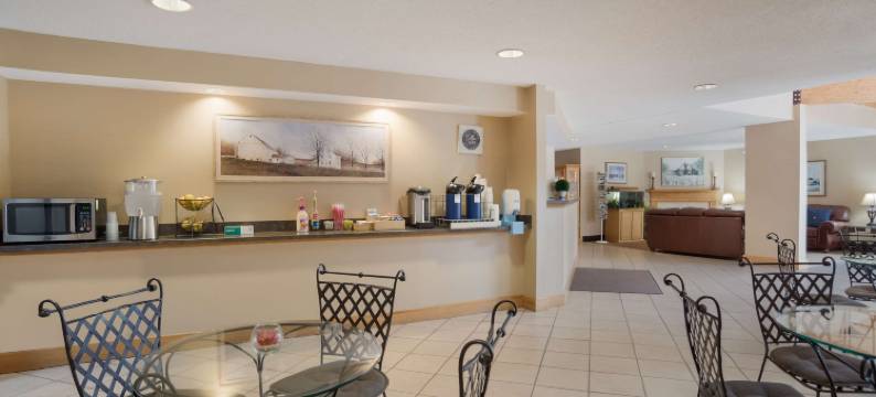 贺雪伊丽莎白镇贝斯特韦斯特SureStay Plus酒店(SureStay Plus Hotel by Best Western Elizabethtown Hershey)图片