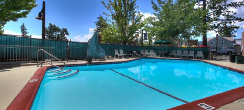 太浩湖市胡椒树旅馆(Pepper Tree Inn Tahoe City)图片