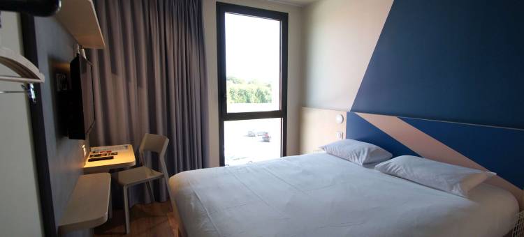 宜必思快捷卢代阿克赛车场酒店(Ibis Budget Loudéac Vélodrome)图片