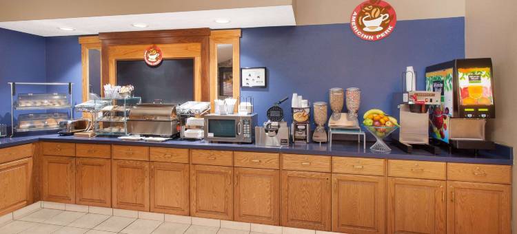 韦伯斯特城美吟温德姆酒店(AmericInn by Wyndham Webster City)图片