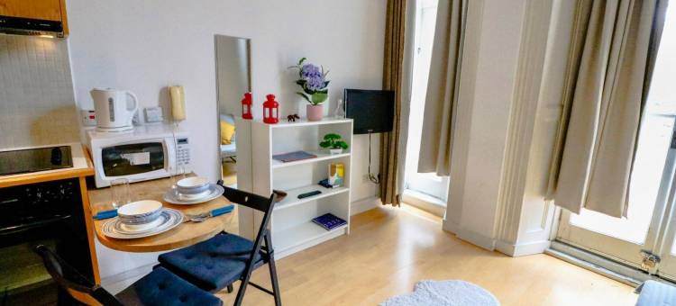 Flat 16 · Charming Split Level Studio Hyde Park P图片