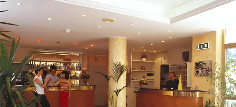 卡蒂尼亚诺酒店(Catignano Hotel)图片