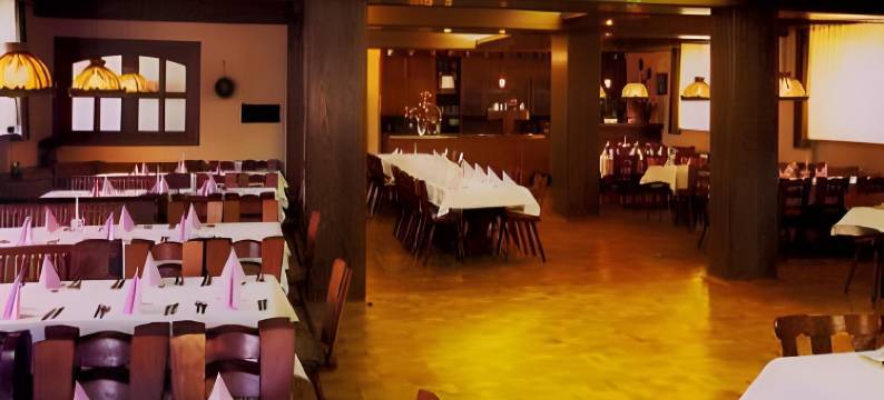 祖姆施彻沃兹巴瑞酒店(Zum Schwarzen Bären)图片