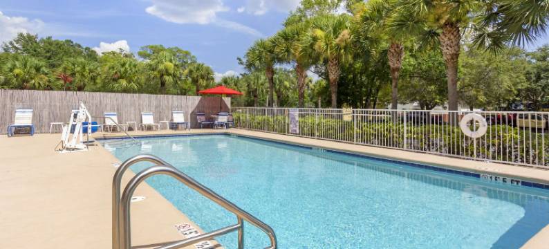 北圣彼得堡舒适酒店(Comfort Inn St Petersburg North)图片